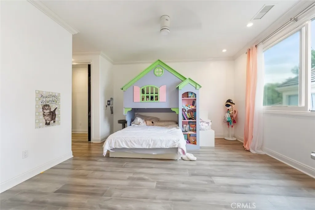 5633 New Castle Ln, Calabasas, California 91302 home-pic-28