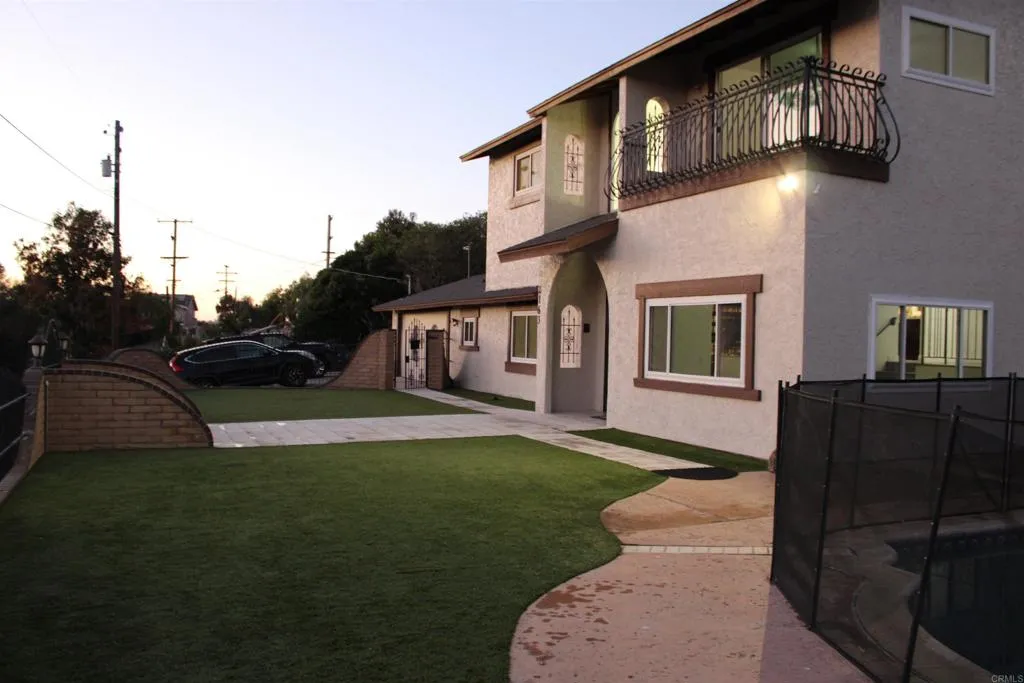 2163 Helix Street, Spring Valley, California 91977 home-pic-2