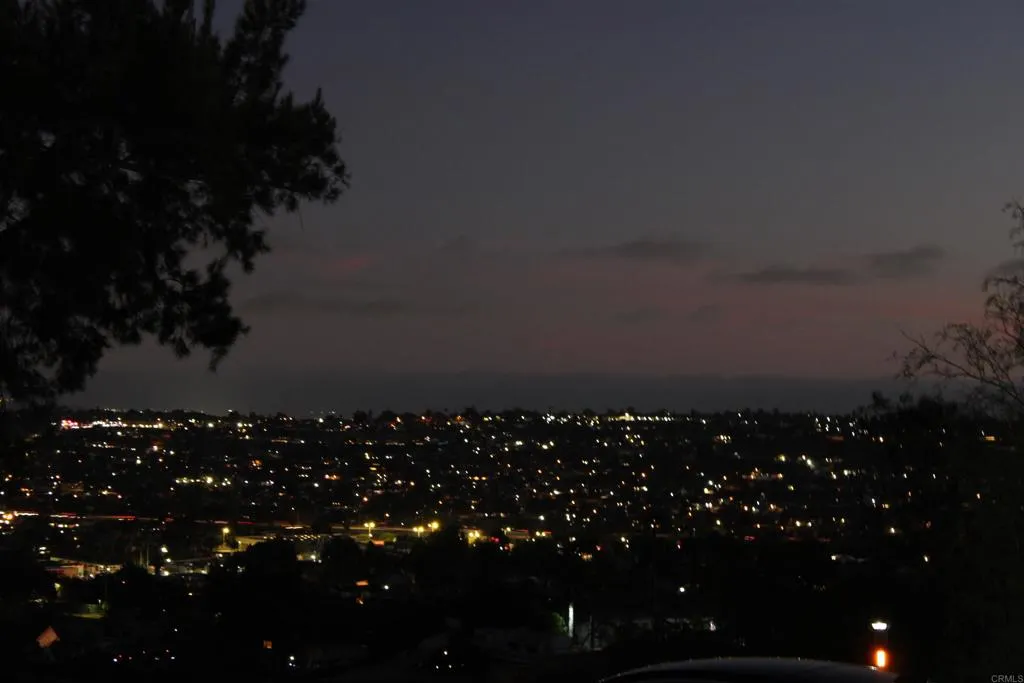 2163 Helix Street, Spring Valley, California 91977 home-pic-20