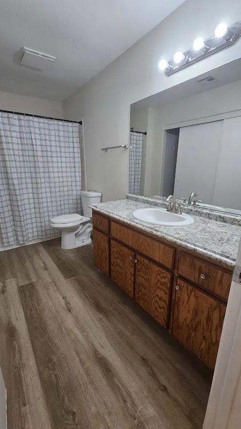 1288 Black Sea Avenue, Thermal, California 92274 home-pic-7