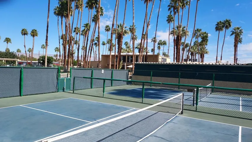 Pickleball Courts