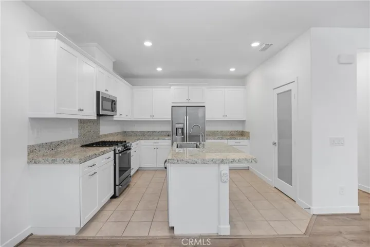 275 Carmona, Lake Forest, California 92630