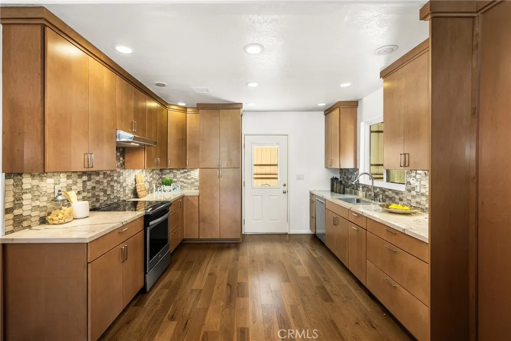 28932 Kommers Lane, Modjeska Canyon, California 92676 home-pic-24