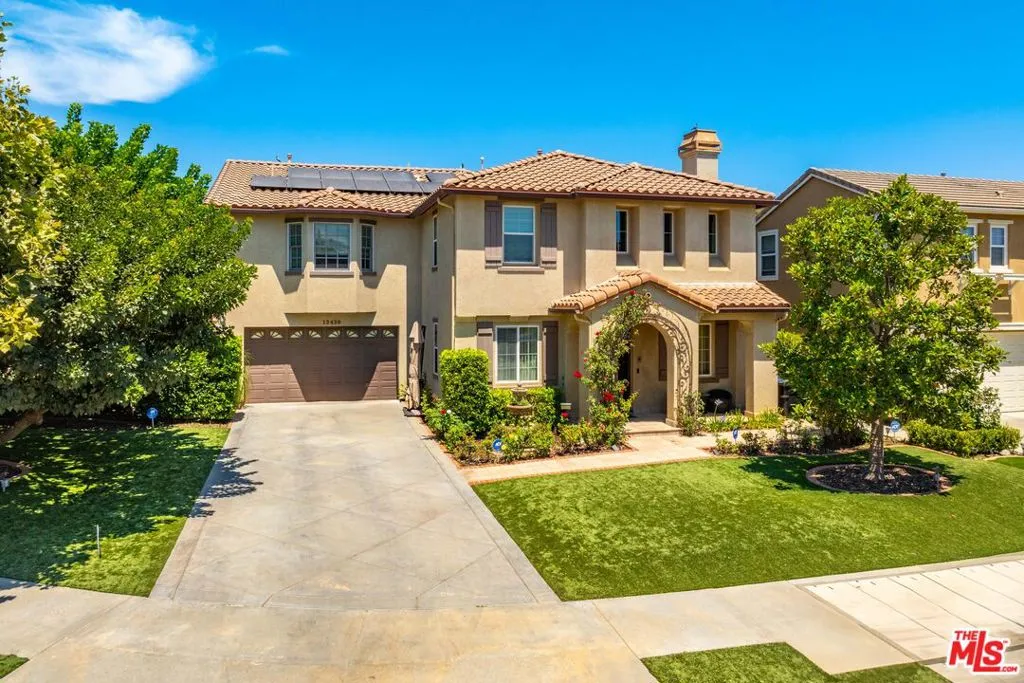 13438 Glenwood Drive, None, California 91342, 4 Bedrooms Bedrooms, ,4 BathroomsBathrooms,Residential,For Sale,Glenwood,25571229