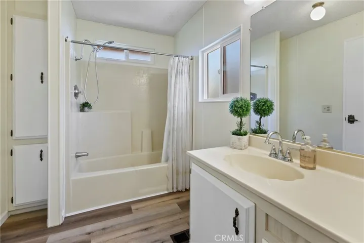 1013 Kerry Drive 57, San Luis Obispo, California 93405