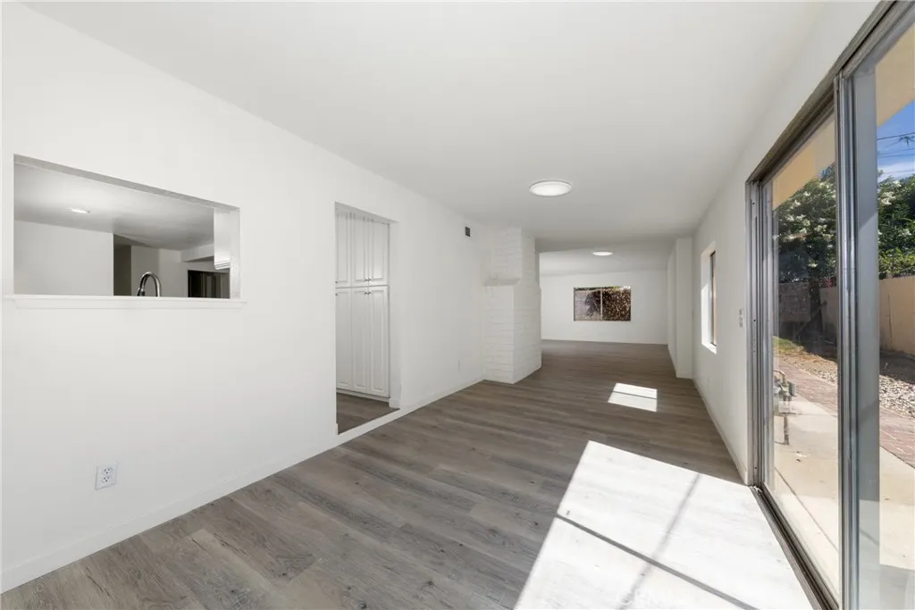558 W Philadelphia St, Ontario, California 91762 home-pic-27