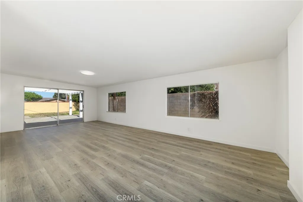 558 W Philadelphia St, Ontario, California 91762 home-pic-24