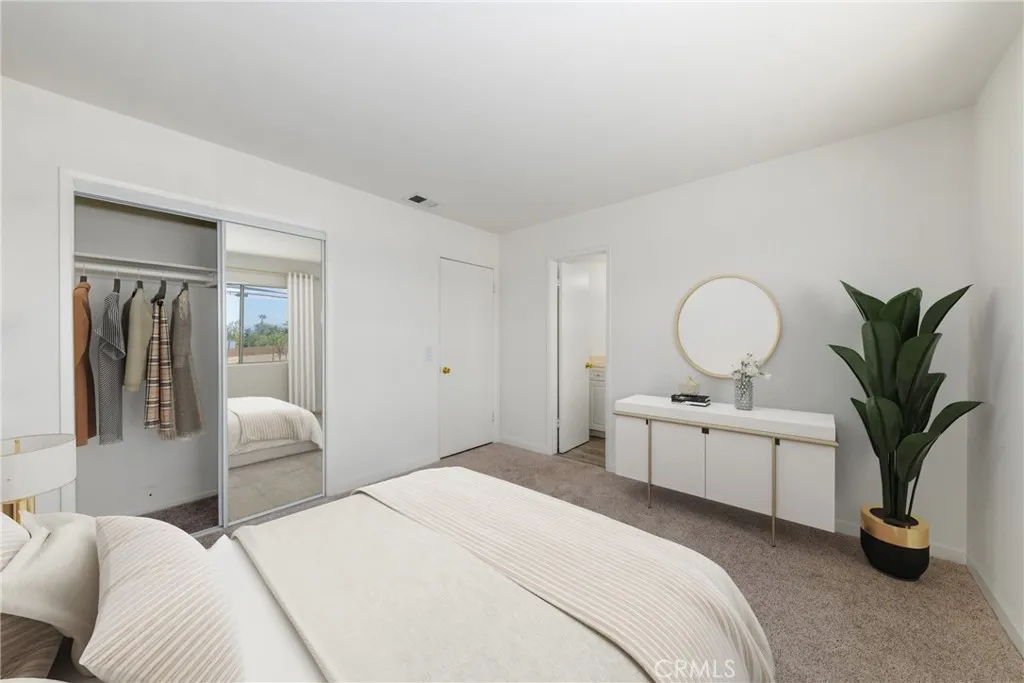 558 W Philadelphia St, Ontario, California 91762 home-pic-7