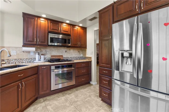 Kitchen / Angel 3
