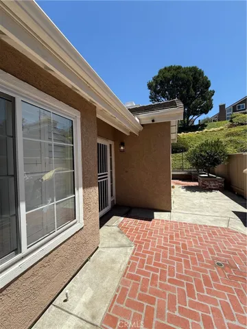 Entrance to front door