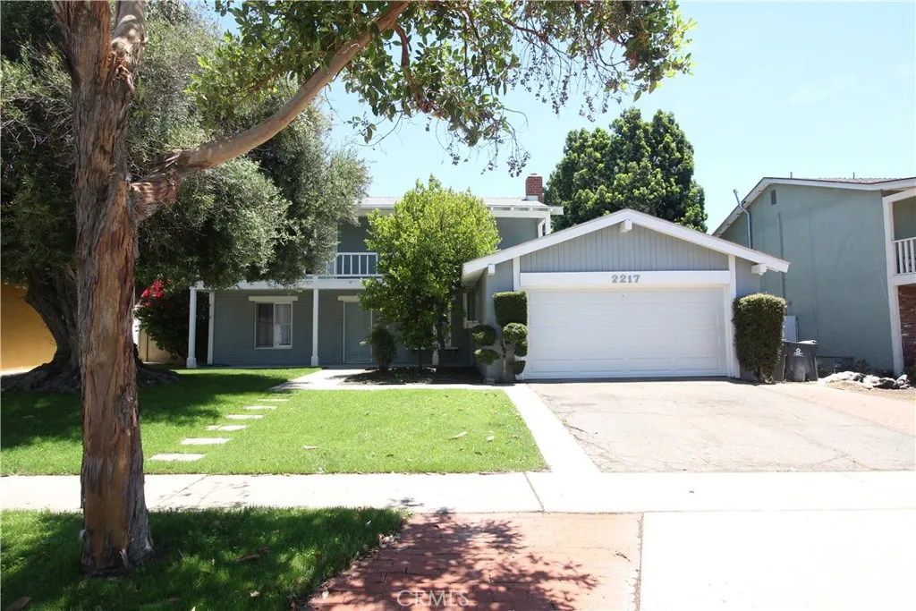 2217 Pasadena Street, Santa Ana, California 92705, 5 Bedrooms Bedrooms, ,3 BathroomsBathrooms,Residential Lease,For Rent,Pasadena,OC25168755