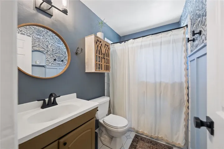 4833 Chateau Drive, San Diego, California 92117
