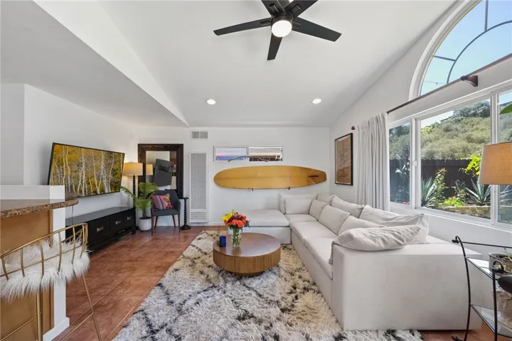 4833 Chateau Drive, San Diego, California 92117