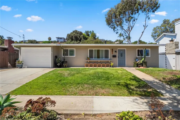 4833 Chateau Drive, San Diego, California 92117