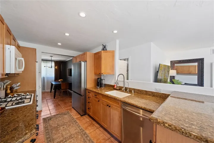 4833 Chateau Drive, San Diego, California 92117