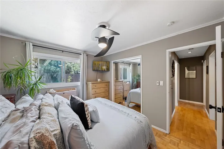 4833 Chateau Drive, San Diego, California 92117