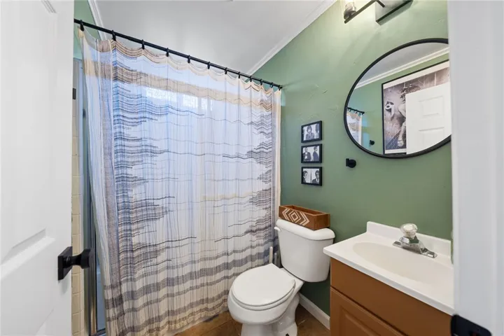 4833 Chateau Drive, San Diego, California 92117