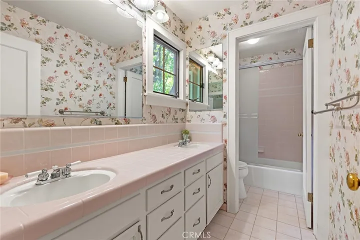 Guest Bathroom - 2nd Floor