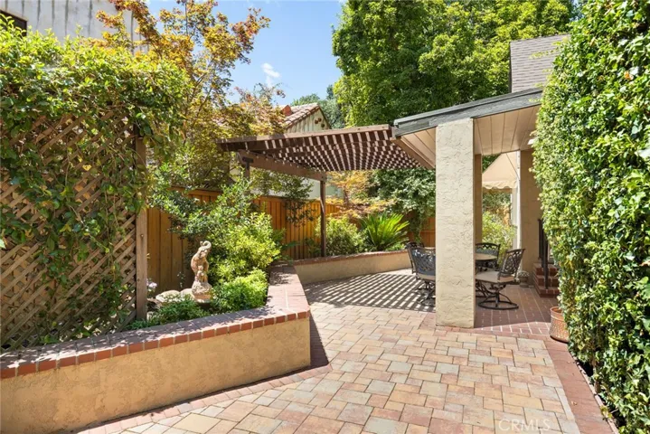 1197 Woodland Avenue, Chico, California 95928