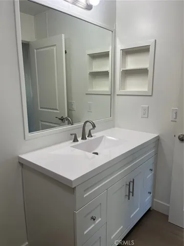 25896 Via Lomas 7, Laguna Hills, California 92653