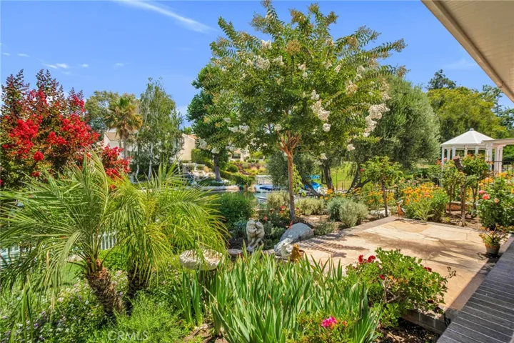 2382 Leeward Circle, Westlake Village, California 91361