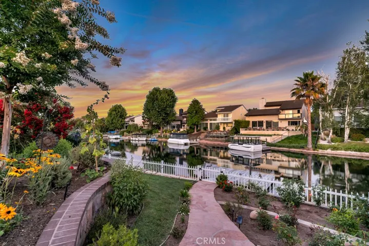 2382 Leeward Circle, Westlake Village, California 91361