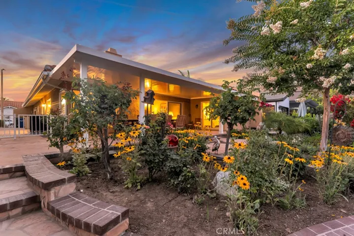 2382 Leeward Circle, Westlake Village, California 91361