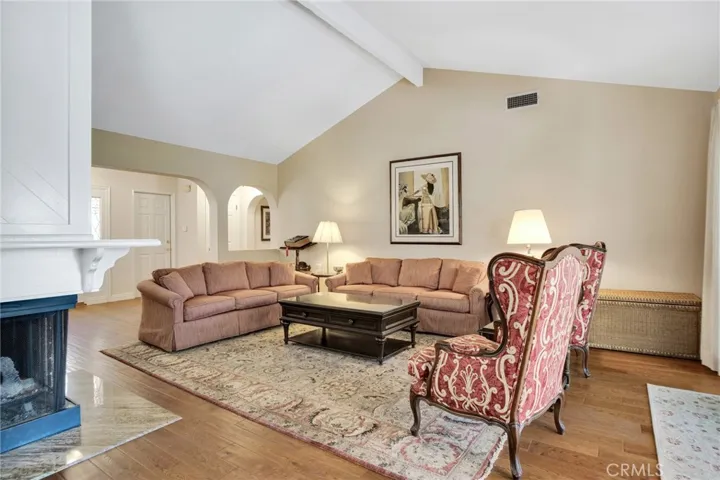 2382 Leeward Circle, Westlake Village, California 91361