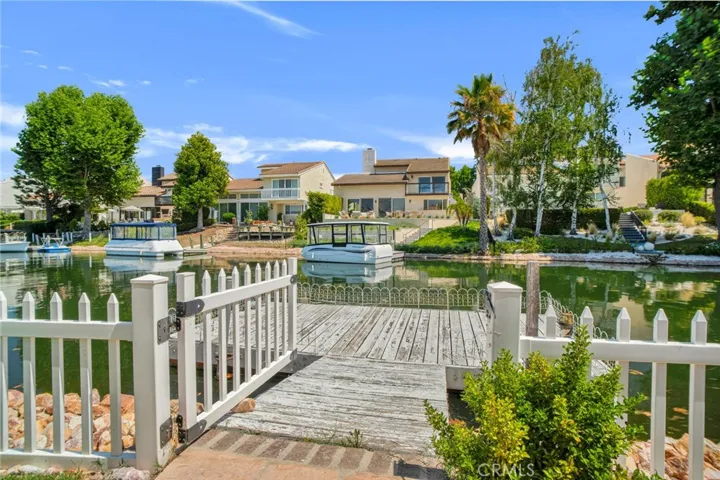 2382 Leeward Circle, Westlake Village, California 91361