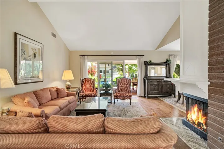 2382 Leeward Circle, Westlake Village, California 91361