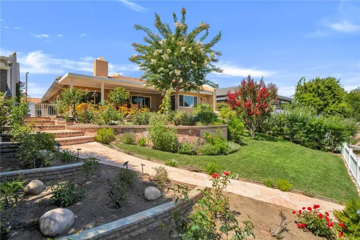 2382 Leeward Circle, Westlake Village, California 91361