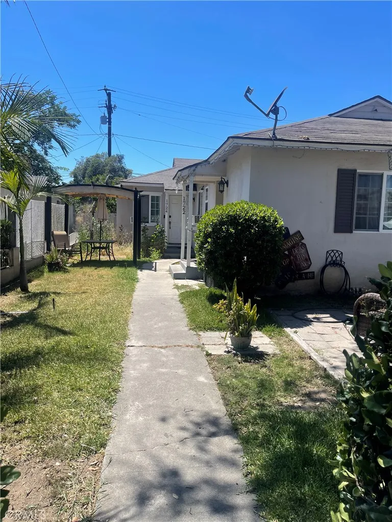 1722 S Birch Street, Santa Ana, California 92707, ,Residential Income,For Sale,Birch,PW25169787