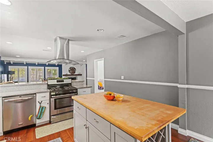 289 E Mckinley Avenue, Pomona, California 91767