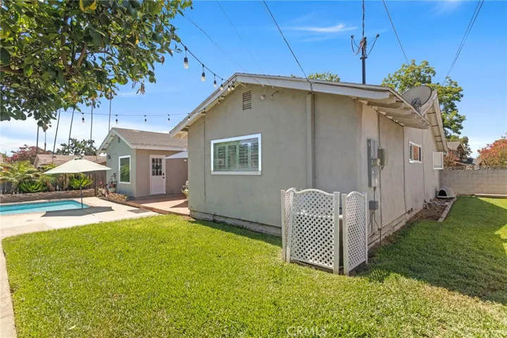 289 E Mckinley Avenue, Pomona, California 91767