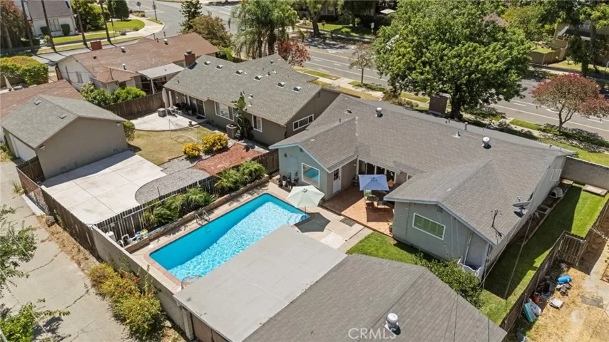 289 E Mckinley Avenue, Pomona, California 91767
