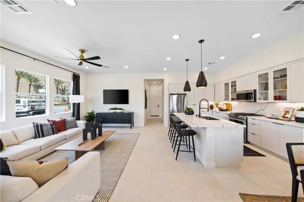 221 Roma Court, Walnut, California 91789 home-pic-1