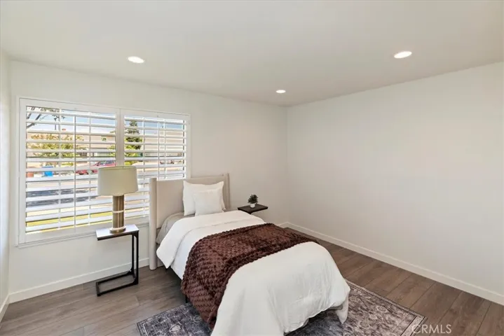 5832 Roxbury Court, Cypress, California 90630