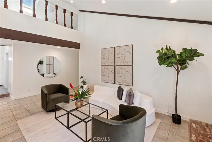 5832 Roxbury Court, Cypress, California 90630