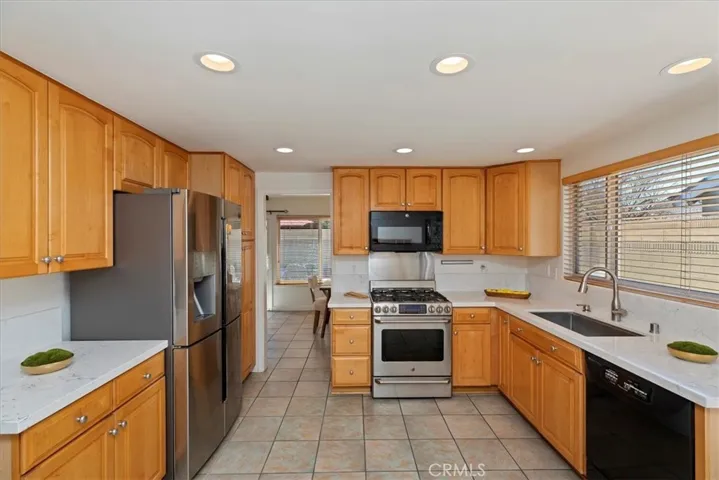 5832 Roxbury Court, Cypress, California 90630