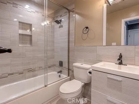 17010 Colima Road 27, Hacienda Heights, California 91745