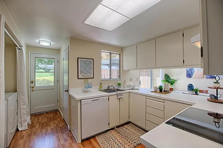 121 Palo Verde Terrace, Santa Cruz, California 95060