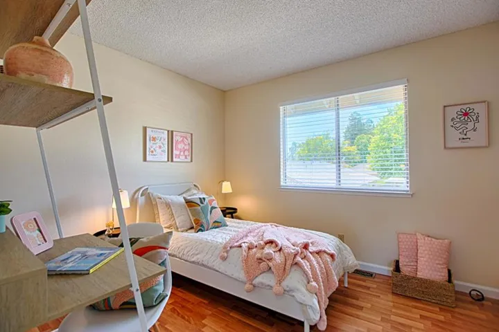 121 Palo Verde Terrace, Santa Cruz, California 95060