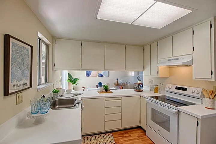 121 Palo Verde Terrace, Santa Cruz, California 95060