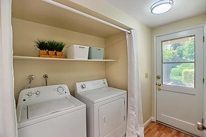 121 Palo Verde Terrace, Santa Cruz, California 95060