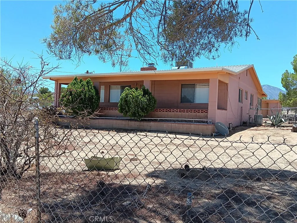 12800 E Avenue W11, Pearblossom, California 93553, 2 Bedrooms Bedrooms, ,1 BathroomBathrooms,Residential,For Sale,Avenue W11,SR25170192