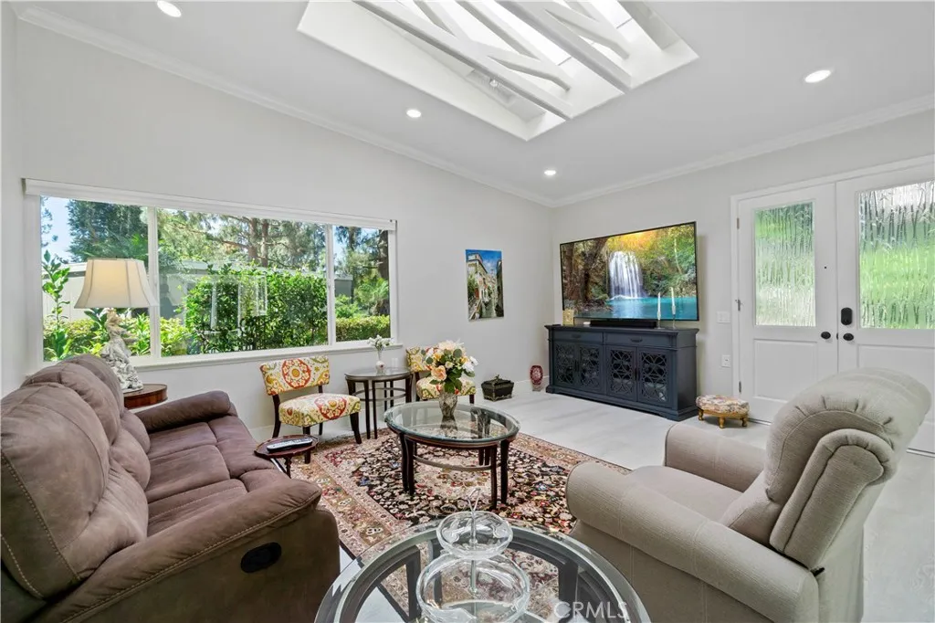 108 Via Estrada Unit D, Laguna Woods, California 92637, 2 Bedrooms Bedrooms, ,2 BathroomsBathrooms,Residential,For Sale,Via Estrada Unit D,OC25169212