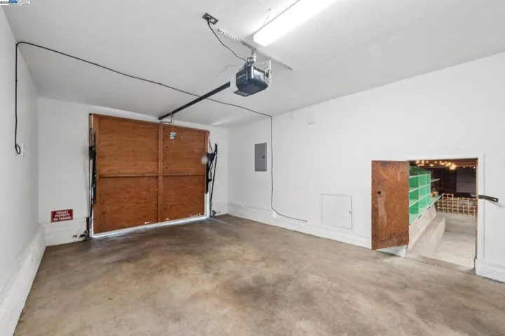 1658 Gouldin Rd, Oakland, California 94611