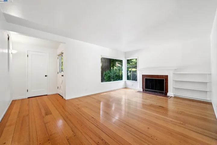 1658 Gouldin Rd, Oakland, California 94611