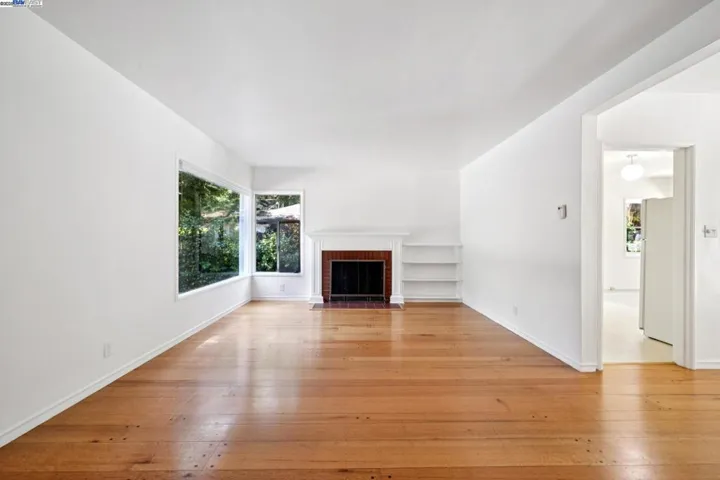 1658 Gouldin Rd, Oakland, California 94611