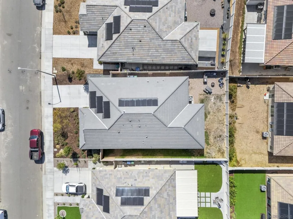 28382 Hopscotch Dr, None, California 92585 home-pic-36